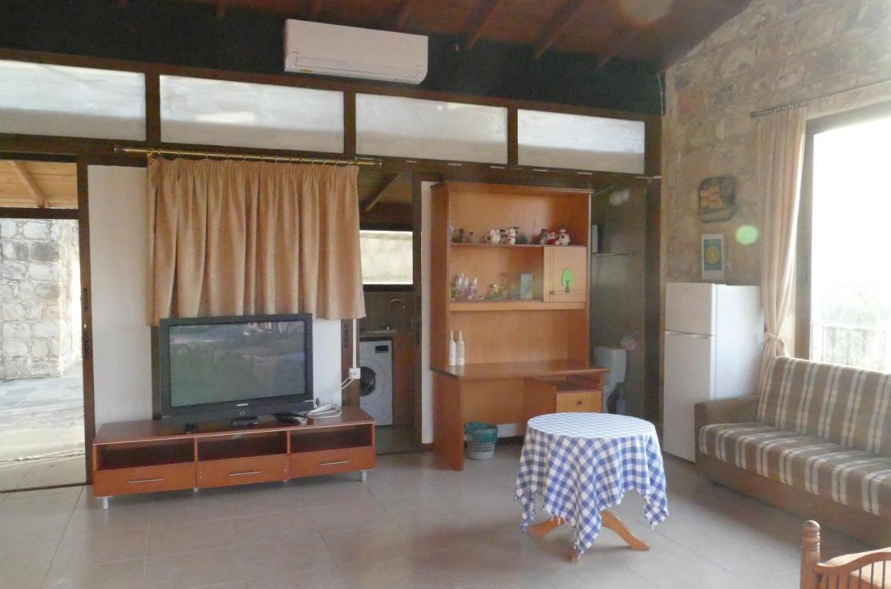 Studio With View In Polis Area Simou Exterior photo